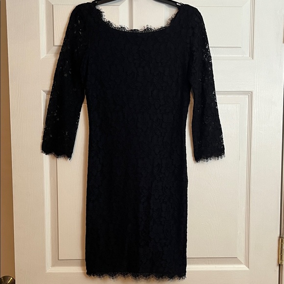 Diane Von Furstenberg Lace Dress (Size: 4) - Picture 3 of 15